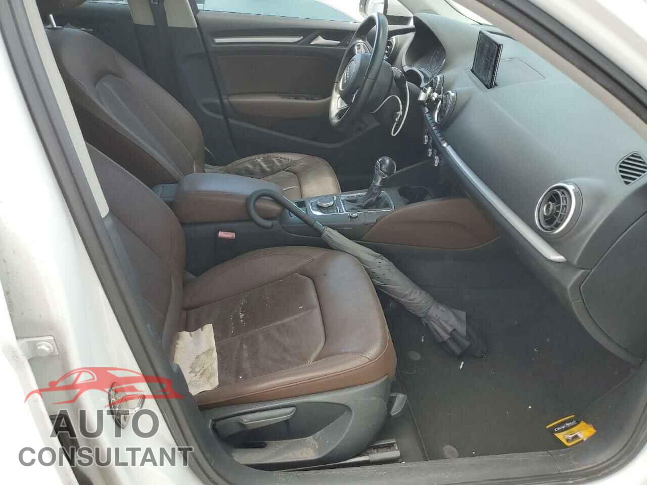 AUDI A3 2015 - WAUACGFFXF1057256