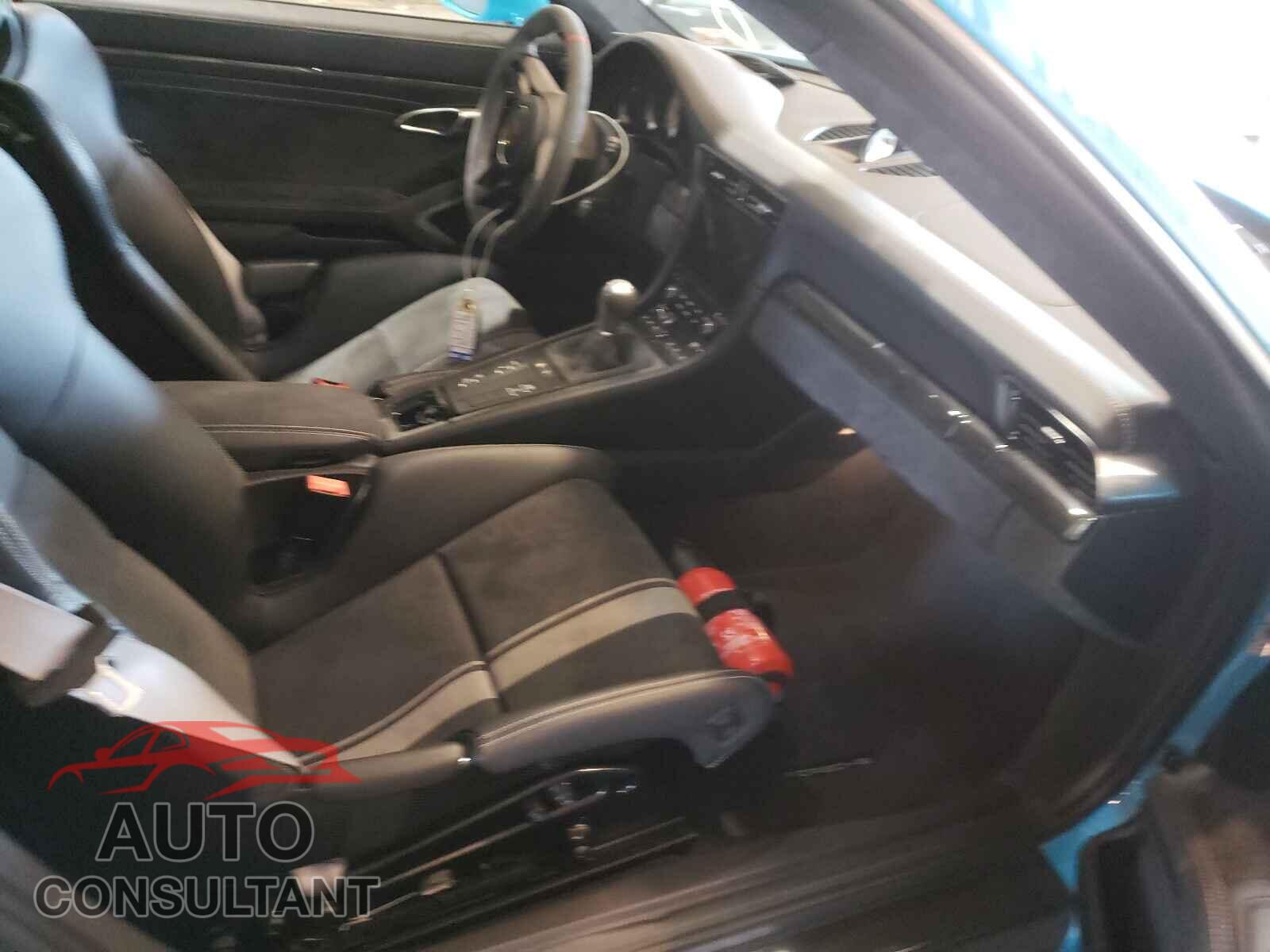 PORSCHE 911 2018 - WP0AC2A97JS176389