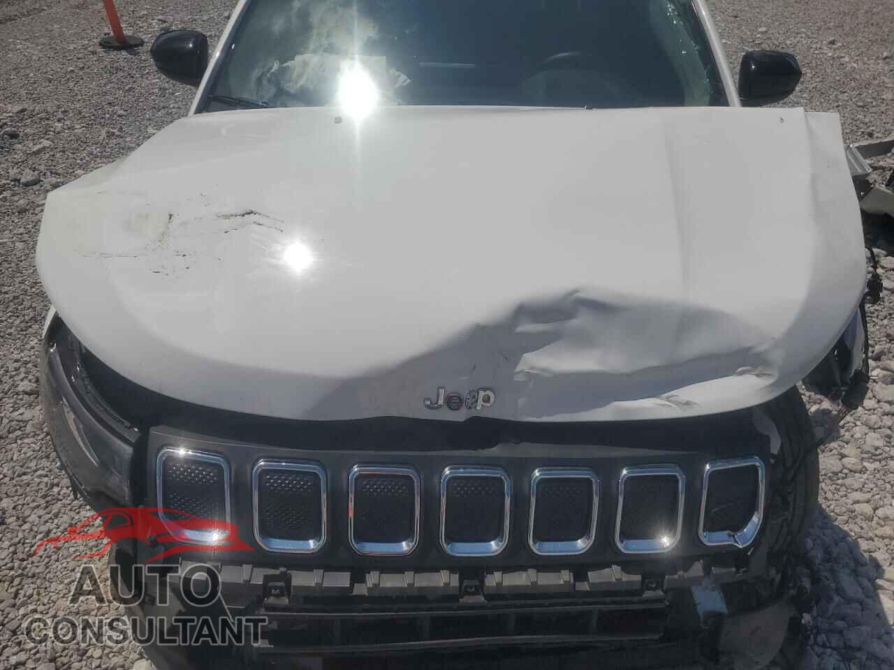 JEEP COMPASS 2022 - 3C4NJDFB1NT211639