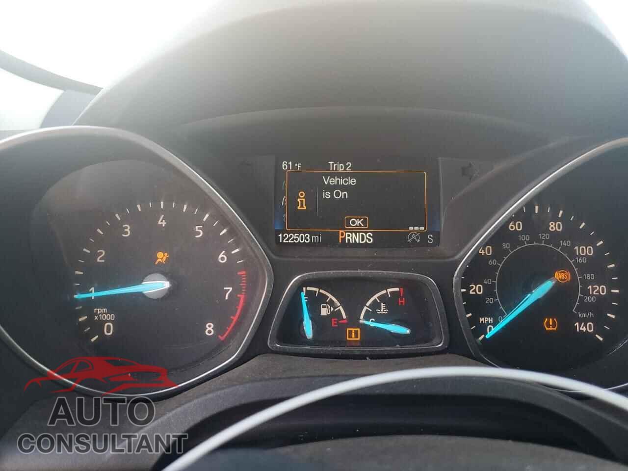 FORD ESCAPE 2018 - 1FMCU9GD2JUB45352