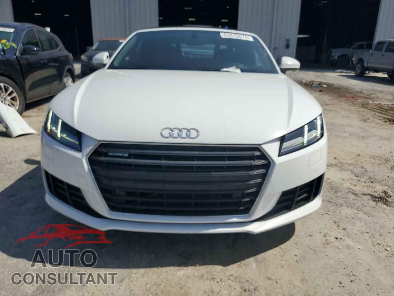 AUDI TT 2017 - TRUT5CFV0H1006606