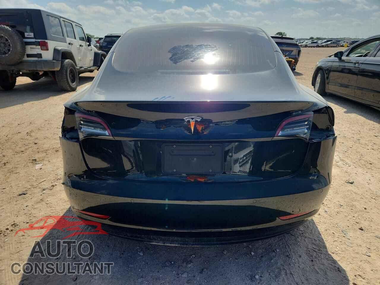 TESLA MODEL 3 2020 - 5YJ3E1EA2LF657619