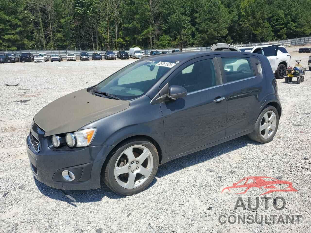 CHEVROLET SONIC 2015 - 1G1JE6SB5F4203371