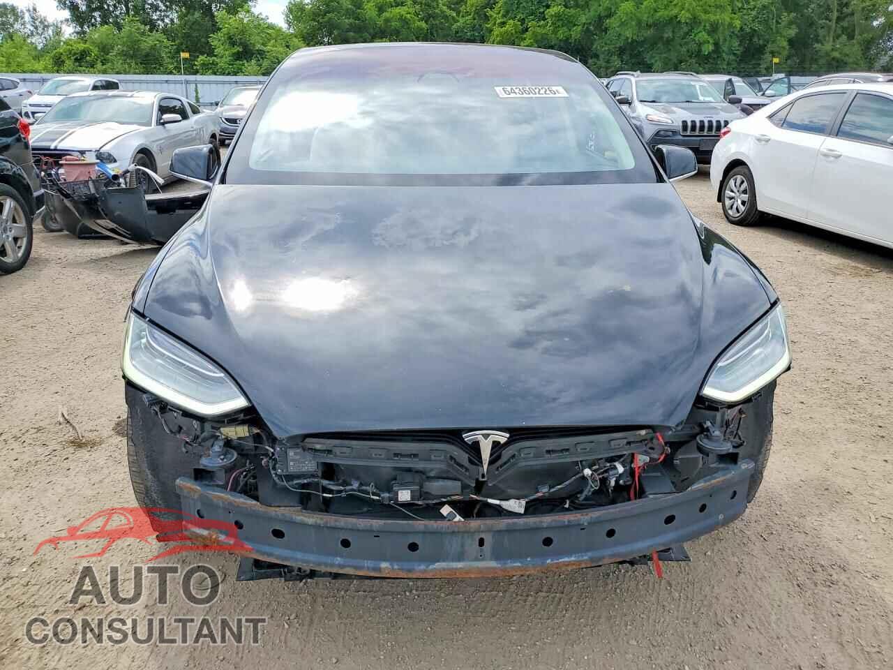 TESLA MODEL X 2017 - 5YJXCAE2XHF075727