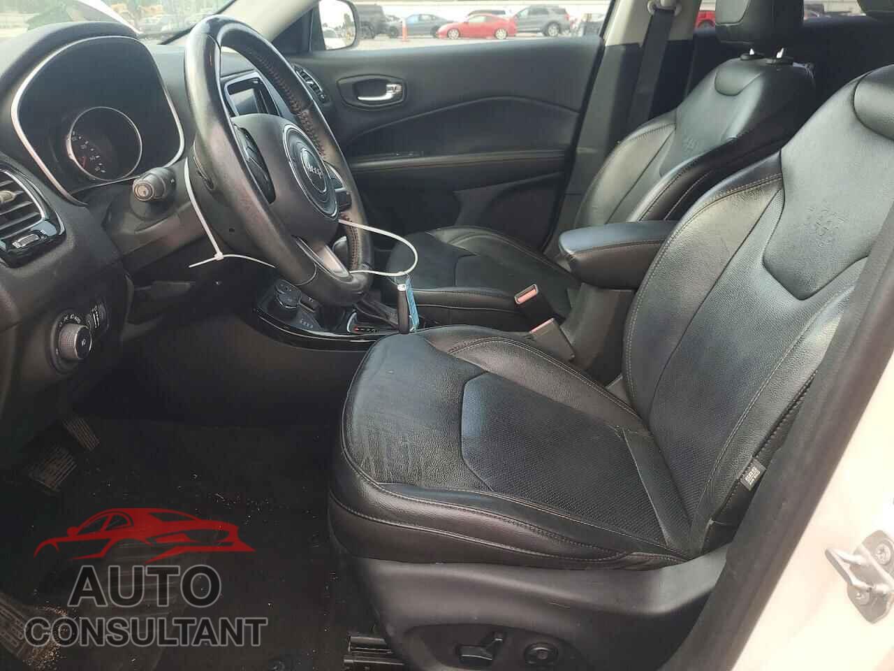 JEEP COMPASS 2018 - 3C4NJDCB2JT264929