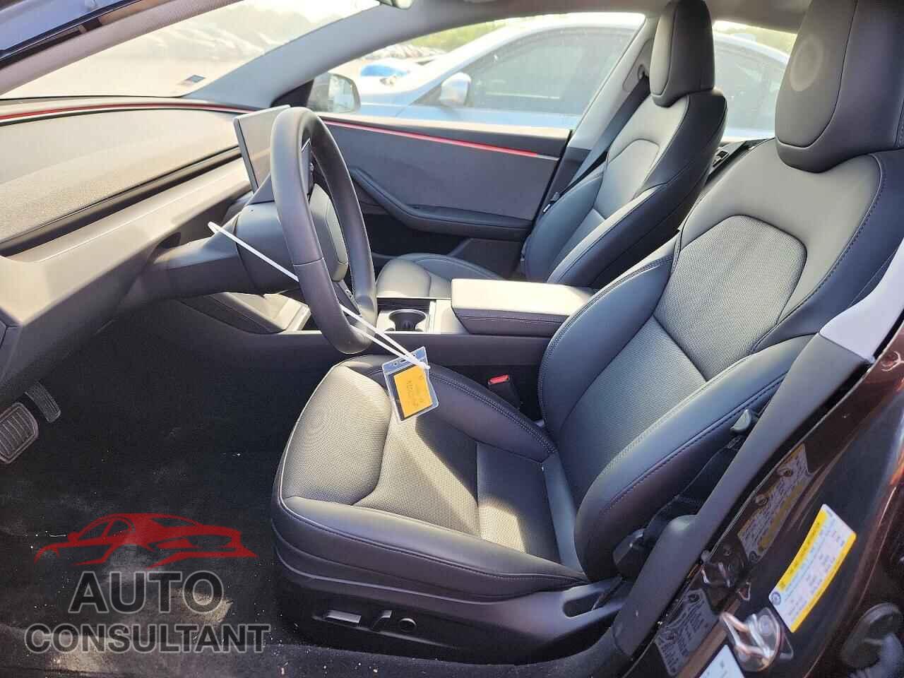 TESLA MODEL 3 2024 - 5YJ3E1EA5RF765936