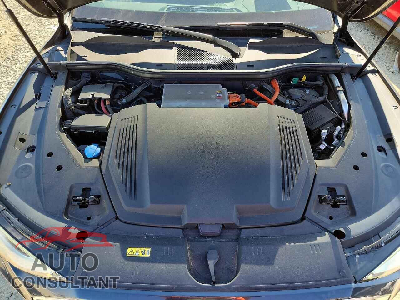 AUDI E-TRON 2019 - WA1VABGE3KB022561