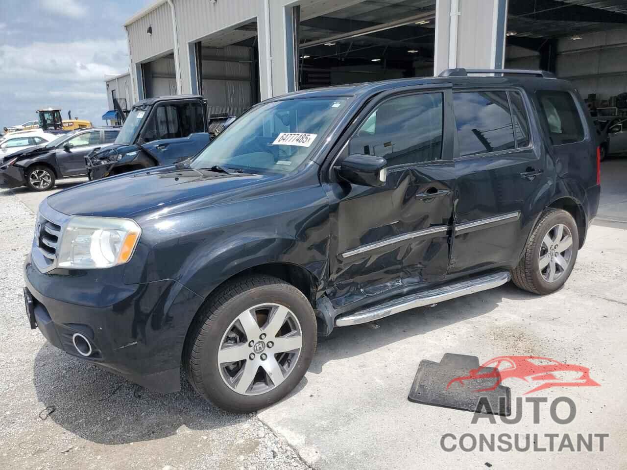 HONDA PILOT 2015 - 5FNYF3H96FB008345