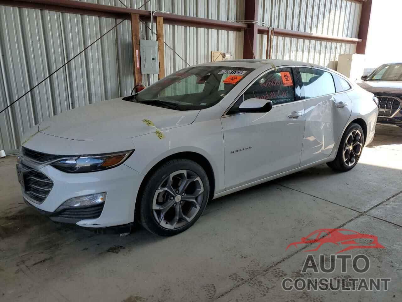 CHEVROLET MALIBU 2022 - 1G1ZD5ST6NF121807