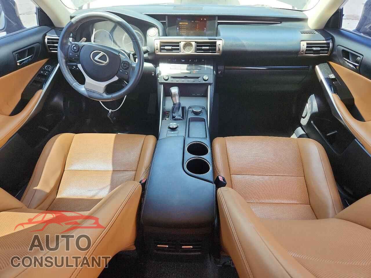 LEXUS IS 2015 - JTHBF1D28F5069313