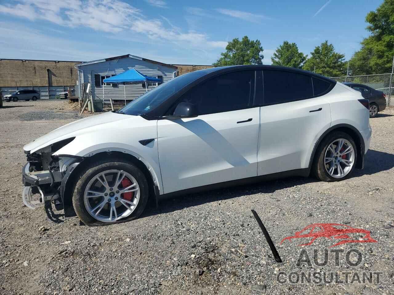 TESLA MODEL Y 2023 - 7SAYGAEE7PF751636