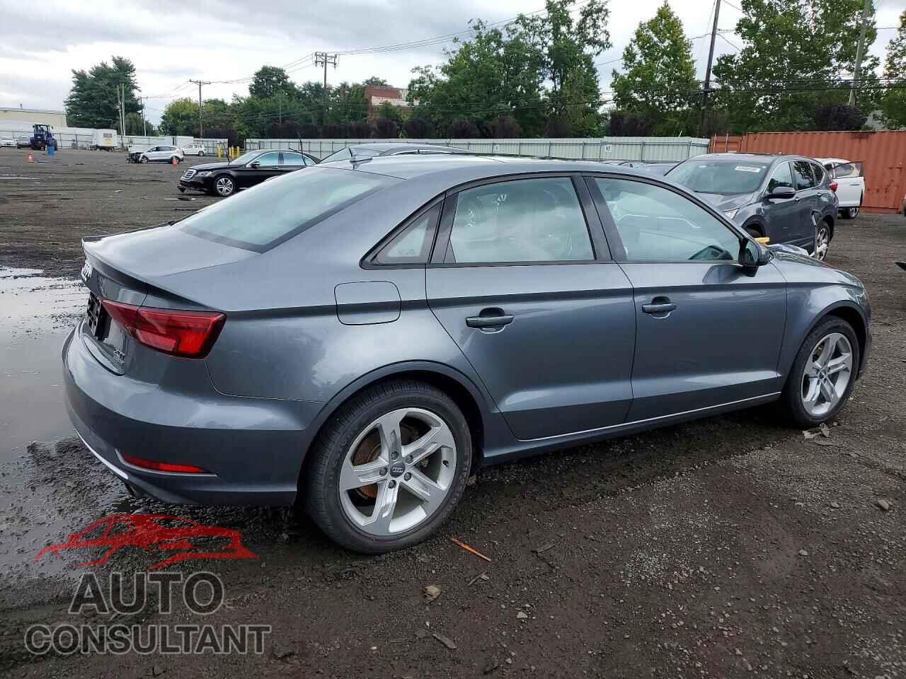AUDI A3 2017 - WAUB8GFF2H1052545