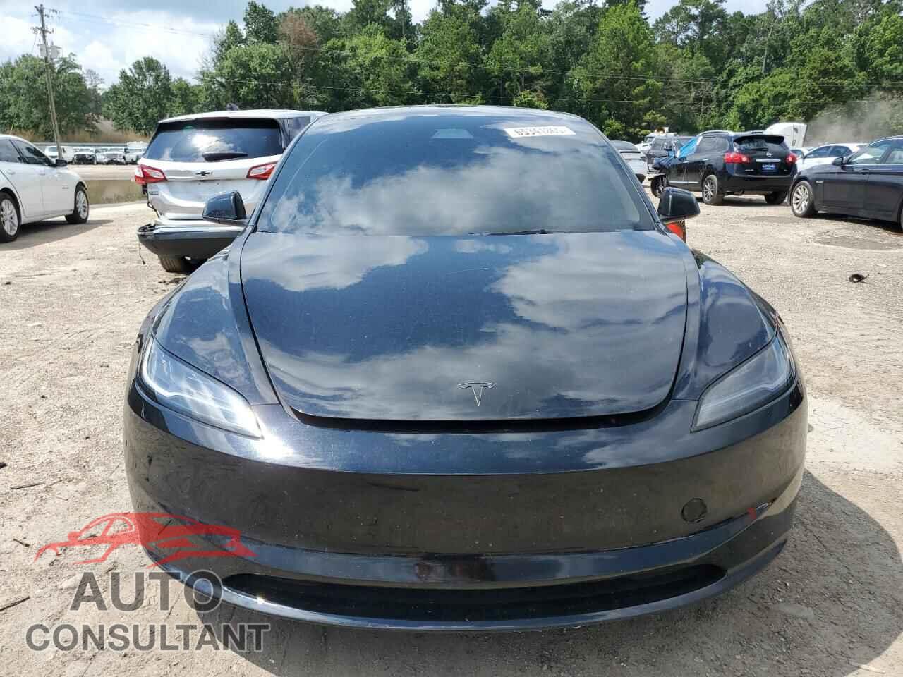 TESLA MODEL 3 2024 - 5YJ3E1EA1RF749359