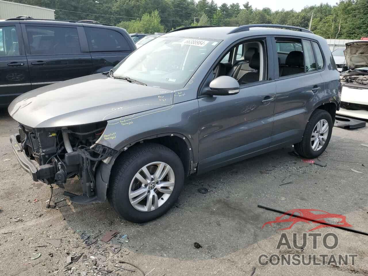 VOLKSWAGEN TIGUAN 2017 - WVGBV7AX3HK028725