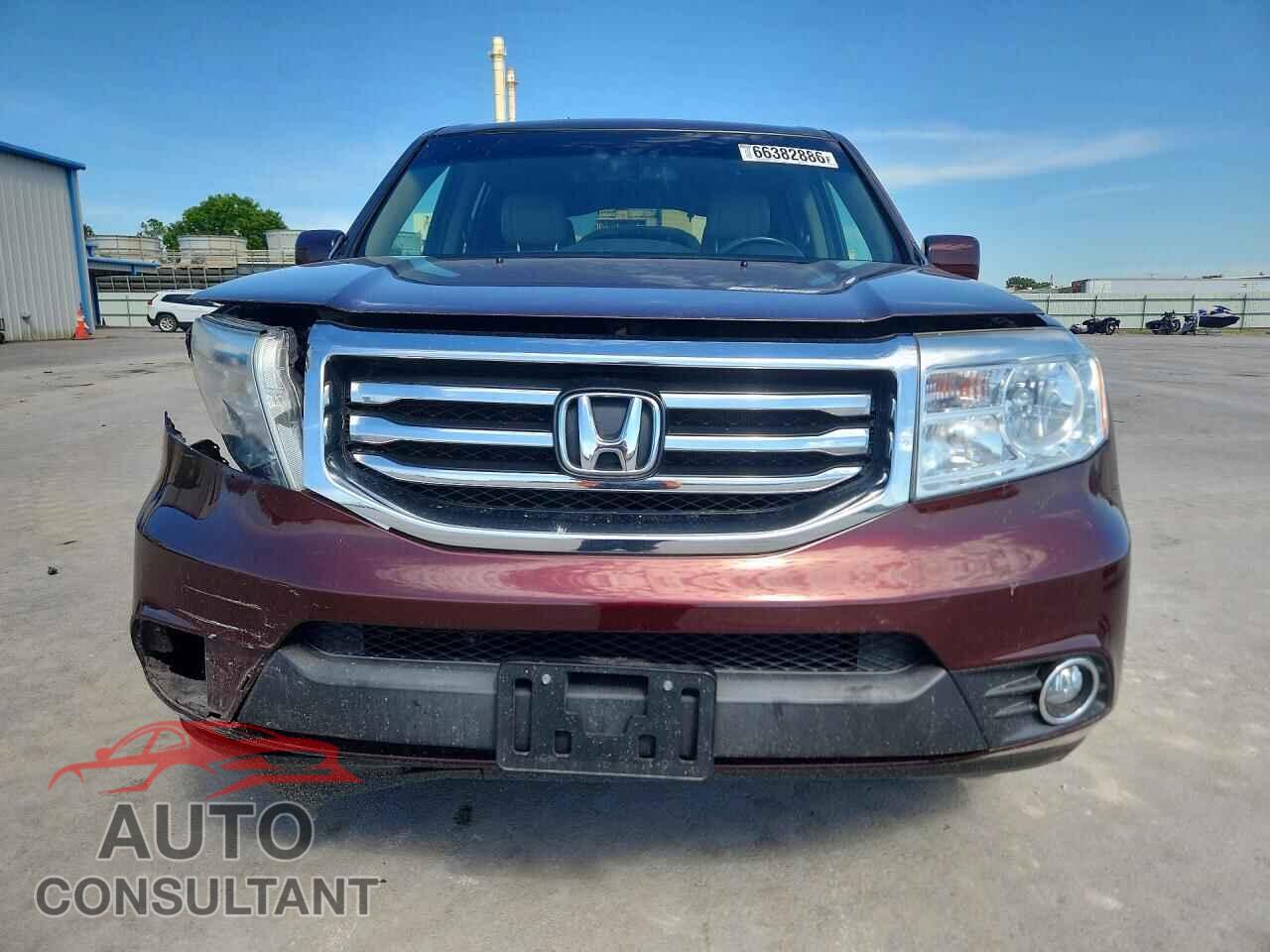 HONDA PILOT 2012 - 5FNYF4H50CB071052
