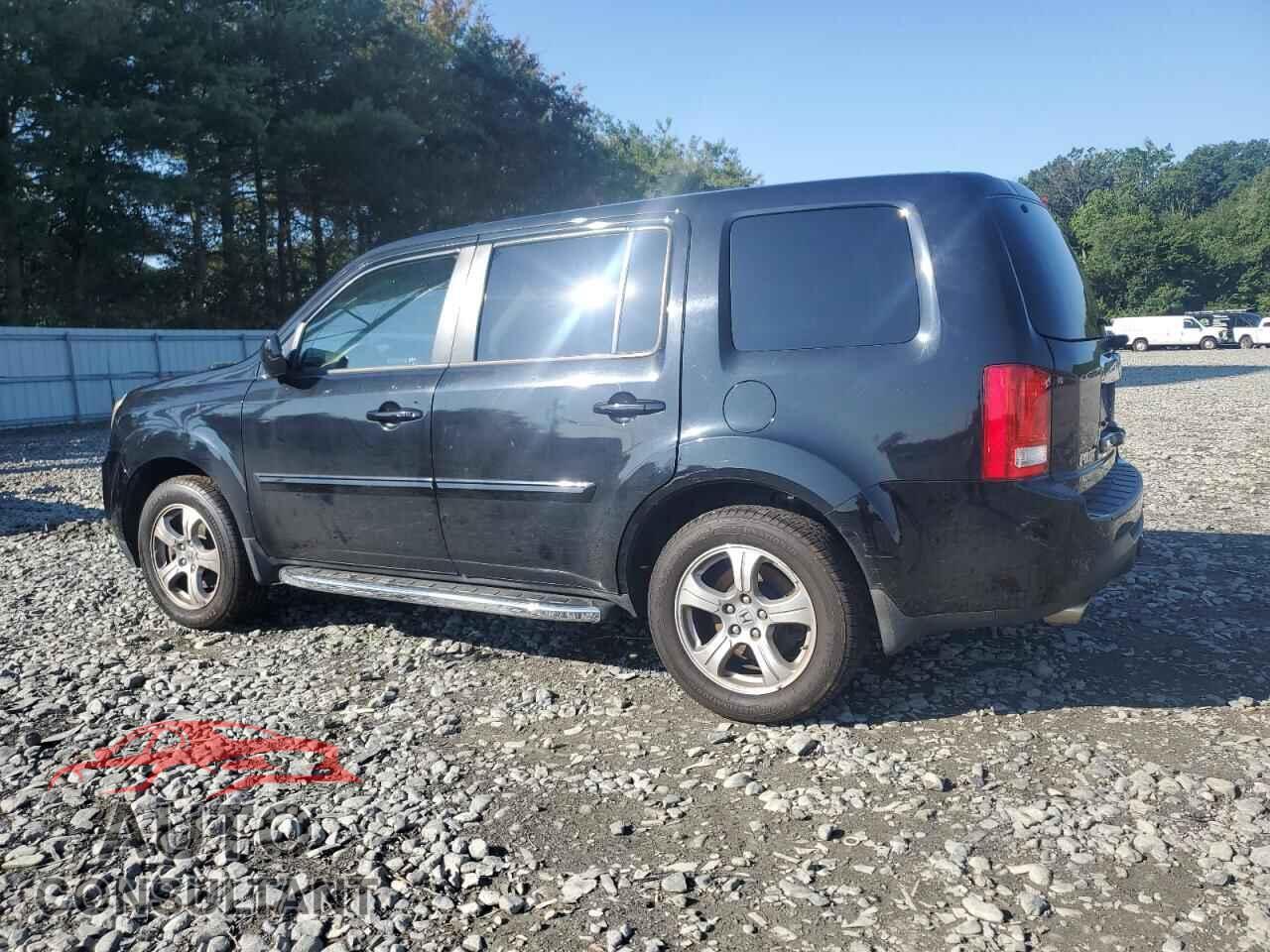 HONDA PILOT 2013 - 5FNYF4H47DB031978