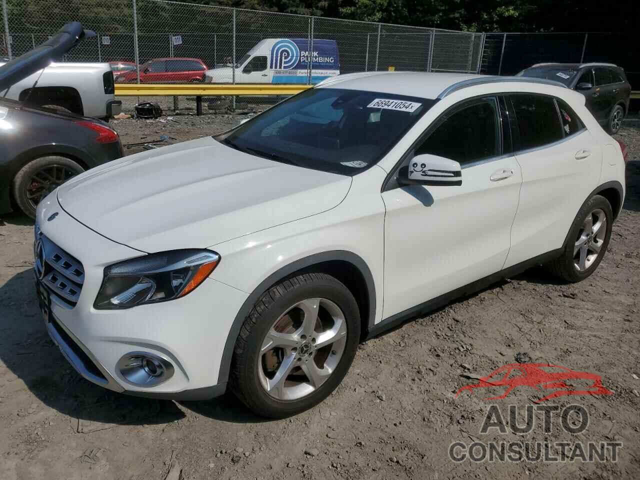 MERCEDES-BENZ GLA-CLASS 2019 - WDCTG4EB1KU017812