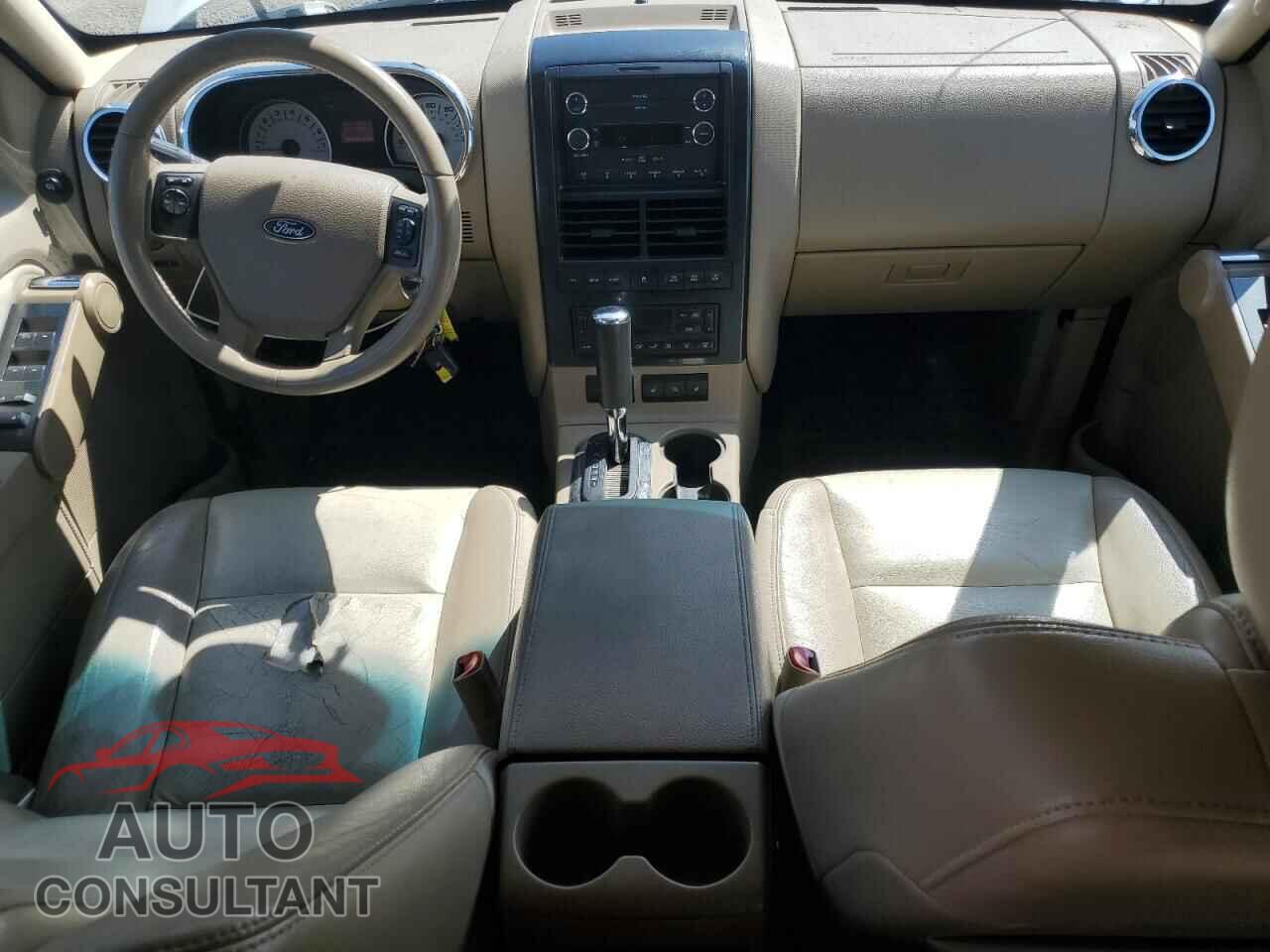 FORD EXPLORER 2010 - 1FMEU5DE2AUA00441