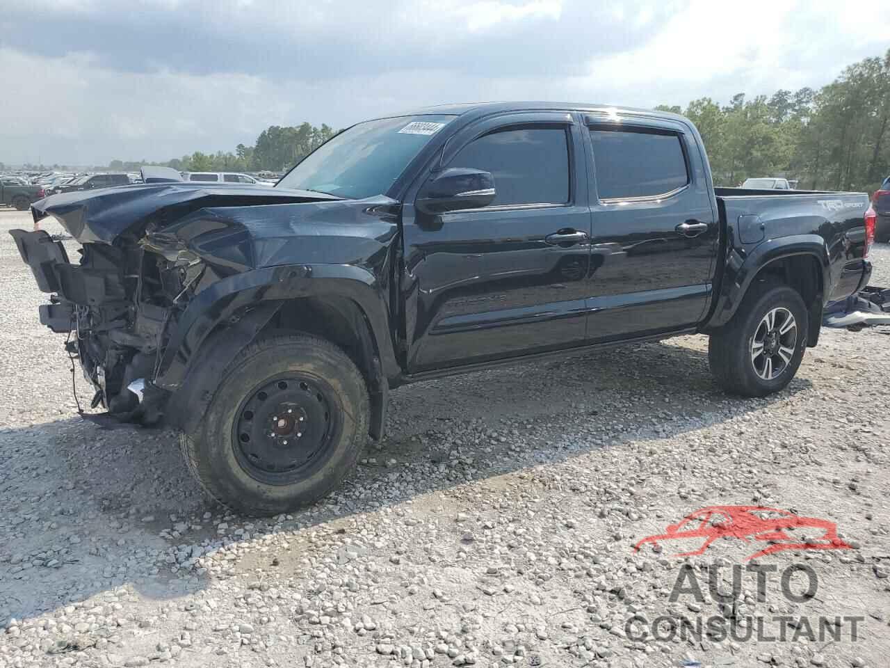 TOYOTA TACOMA 2018 - 5TFAZ5CNXJX060276