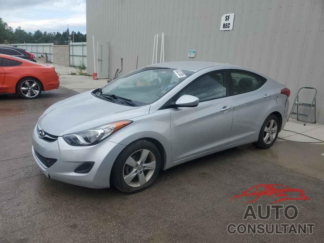 HYUNDAI ELANTRA 2013 - 5NPDH4AE5DH289493