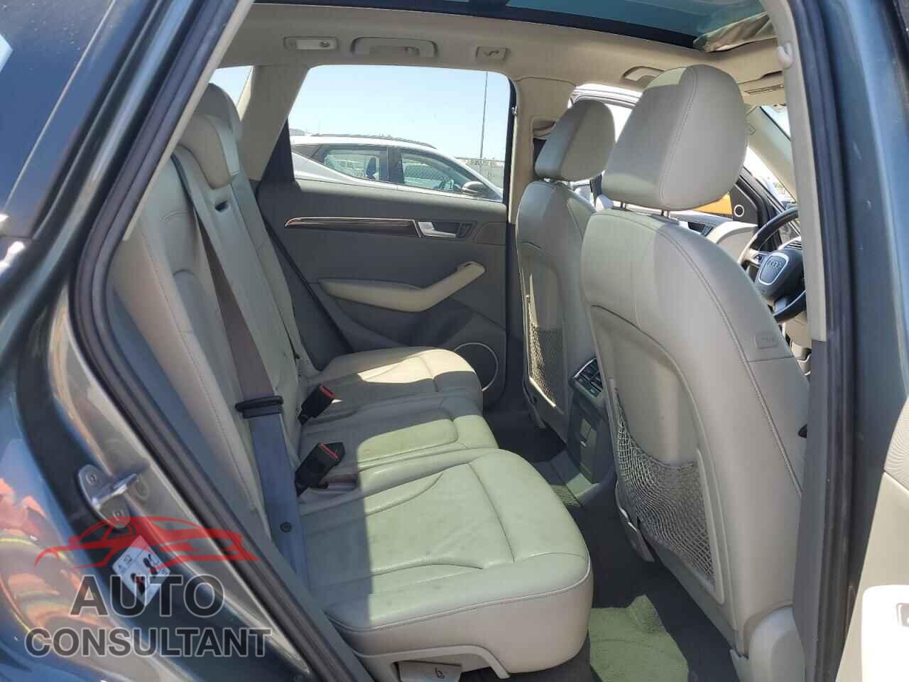 AUDI Q5 2012 - WA1LFAFP0CA106009