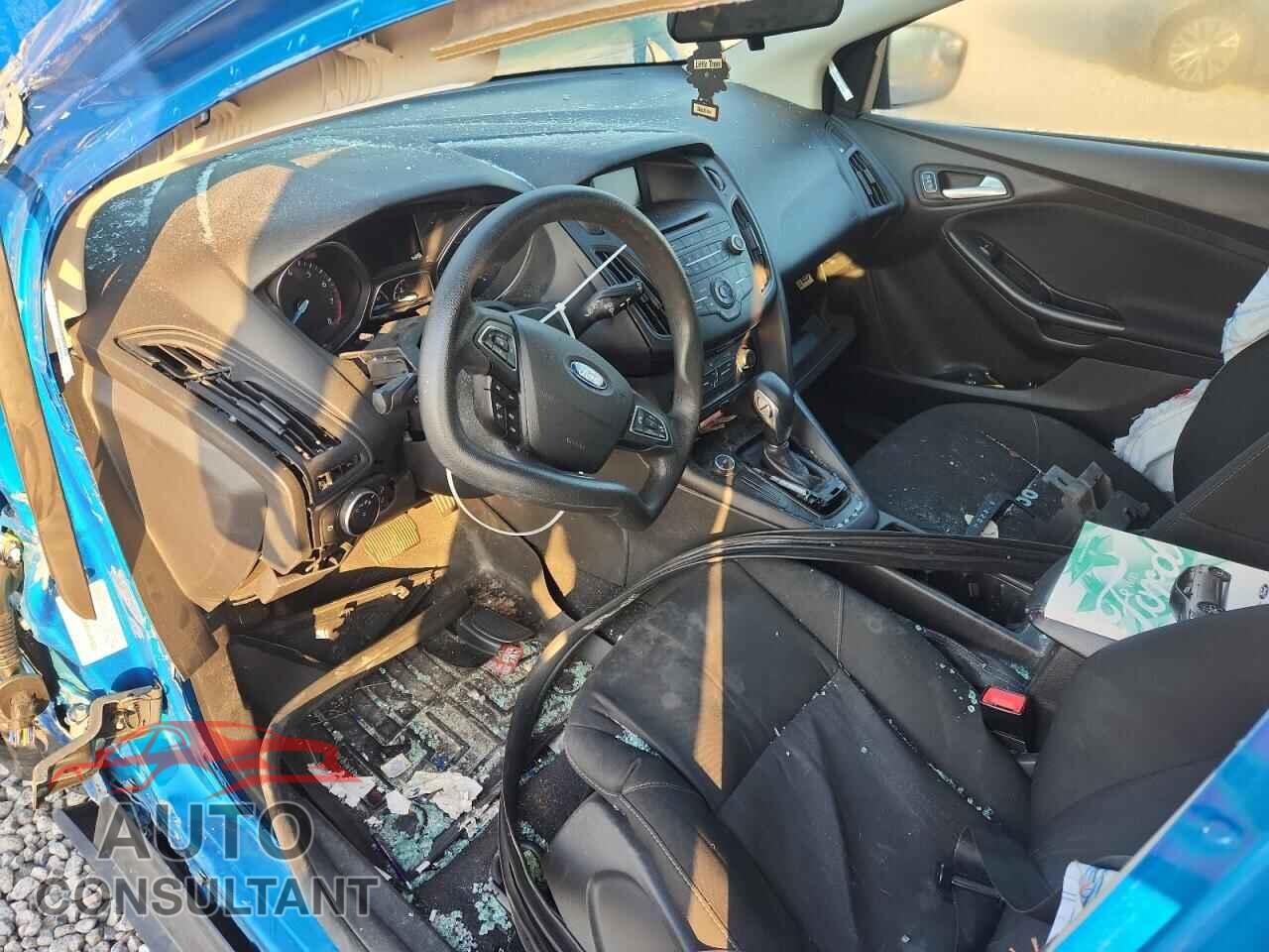 FORD FOCUS 2017 - 1FADP3K20HL212300