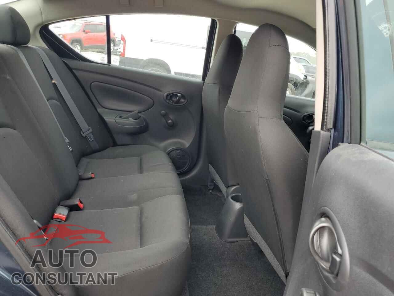 NISSAN VERSA 2017 - 3N1CN7AP8HL854612