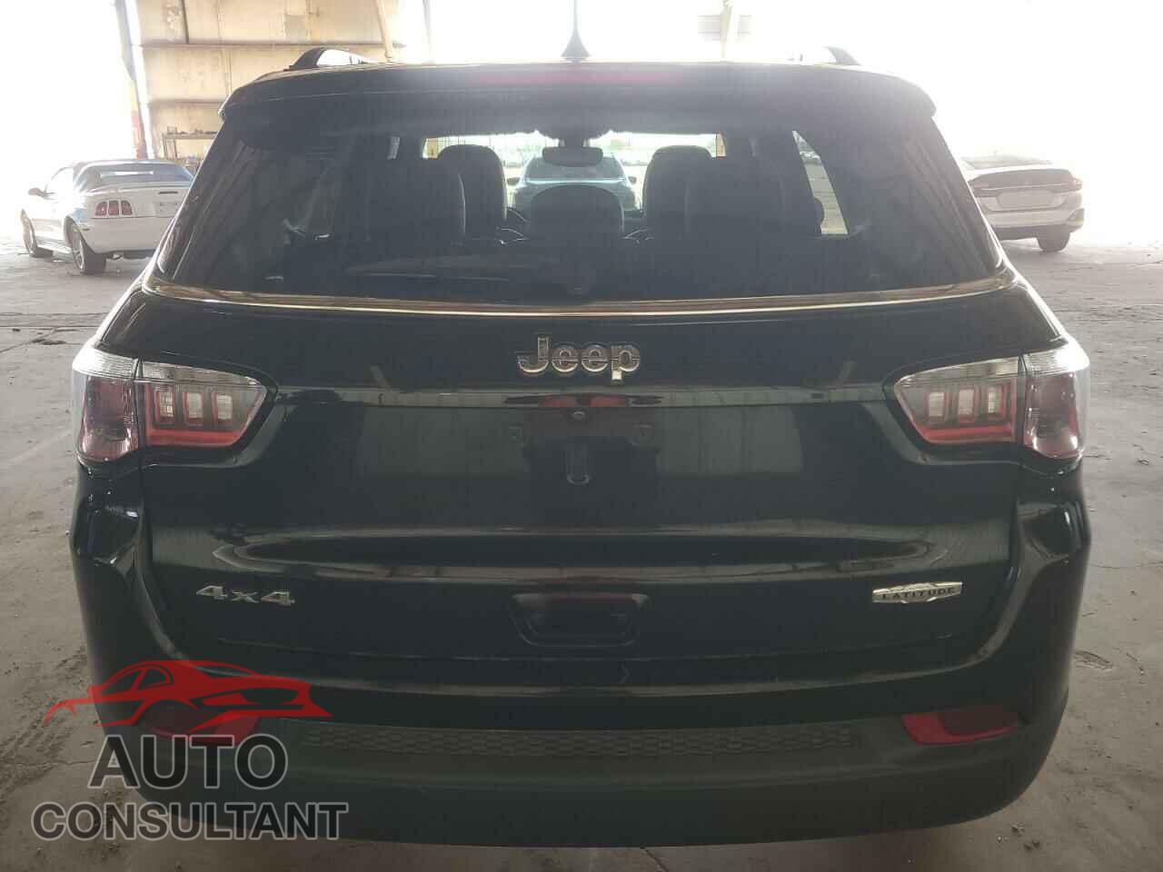 JEEP COMPASS 2019 - 3C4NJDBB6KT655911