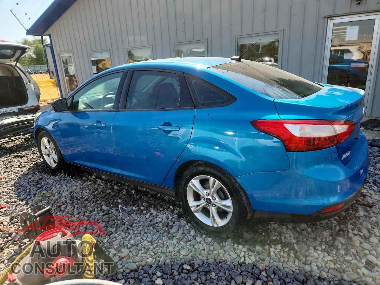 FORD FOCUS 2014 - 1FADP3F25EL105247