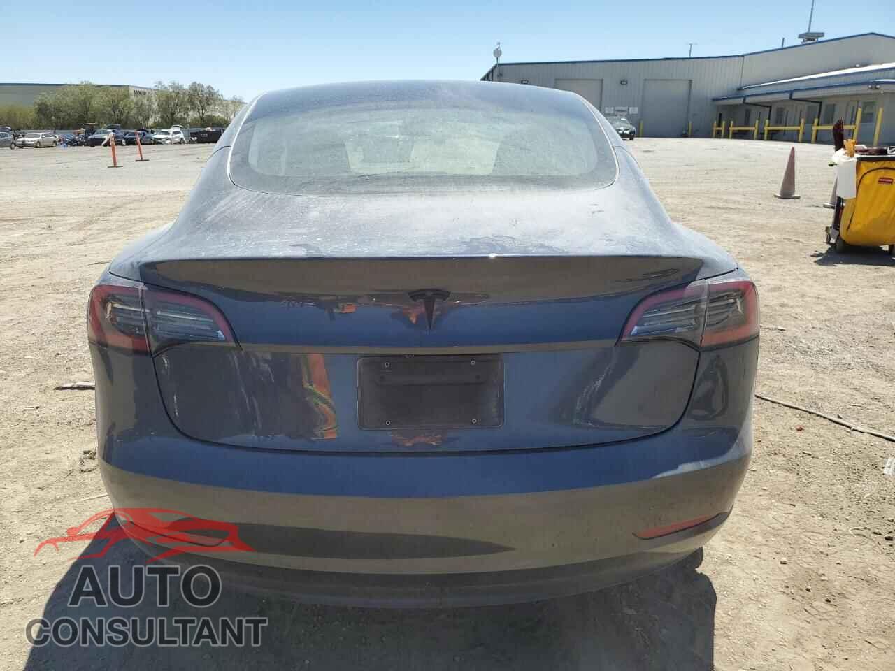 TESLA MODEL 3 2023 - 5YJ3E1EA1PF657696