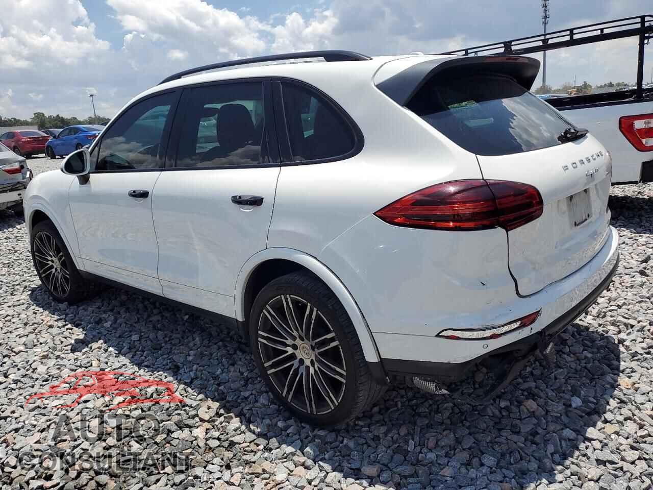 PORSCHE CAYENNE 2017 - WP1AA2A24HKA87414
