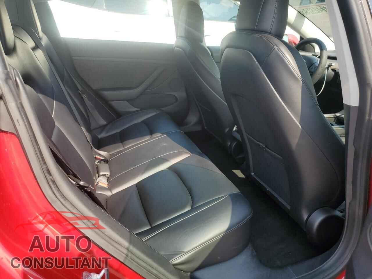 TESLA MODEL 3 2022 - 5YJ3E1EA9NF304751