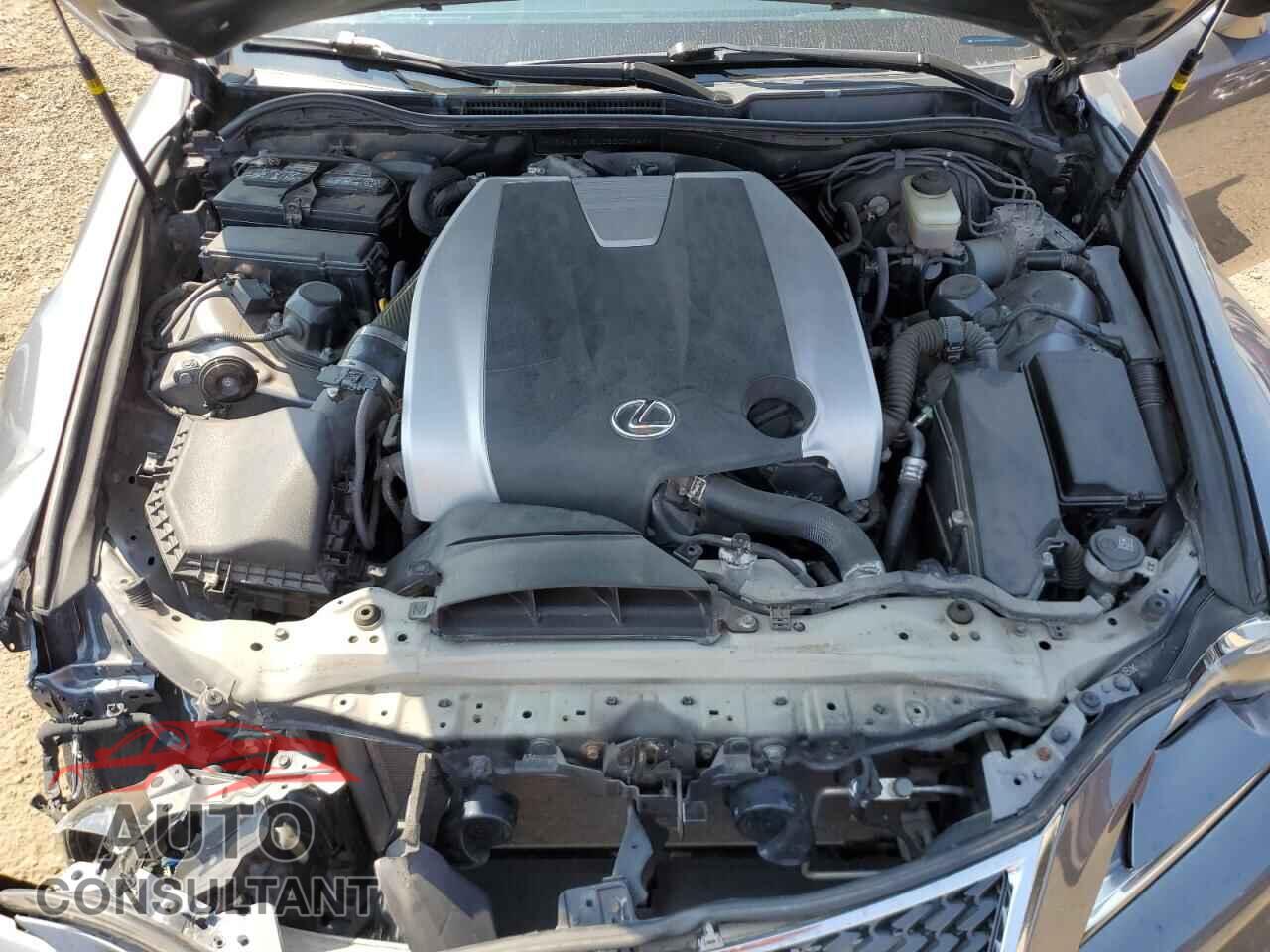 LEXUS IS 2014 - JTHCE1D20E5000654