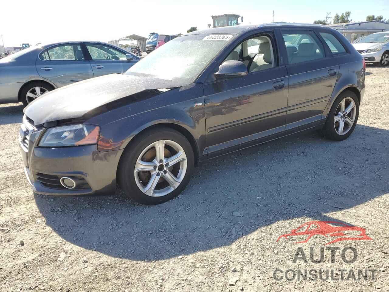 AUDI A3 2010 - WAUMFAFM0AA034383