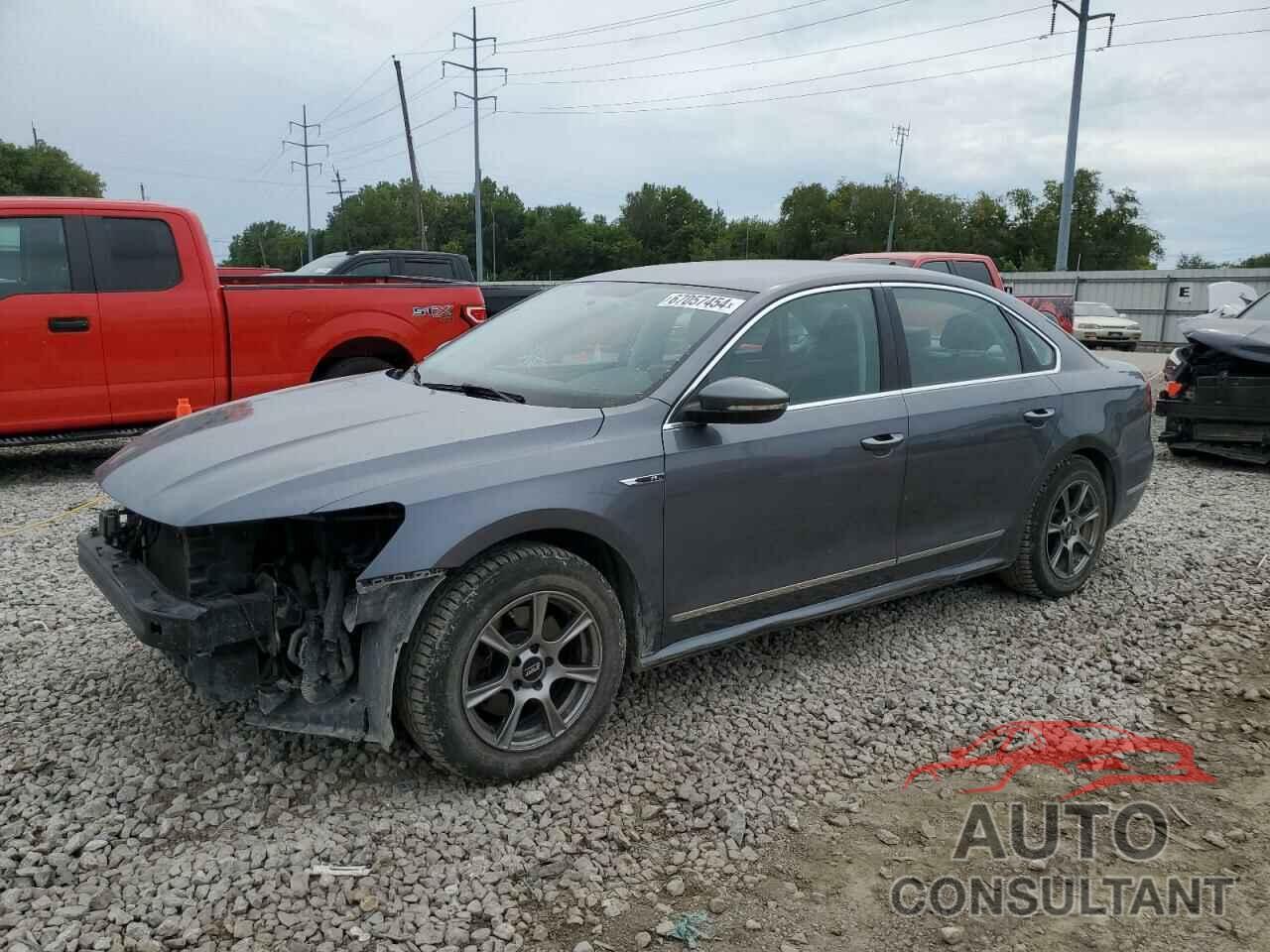 VOLKSWAGEN PASSAT 2017 - 1VWDT7A3XHC027143