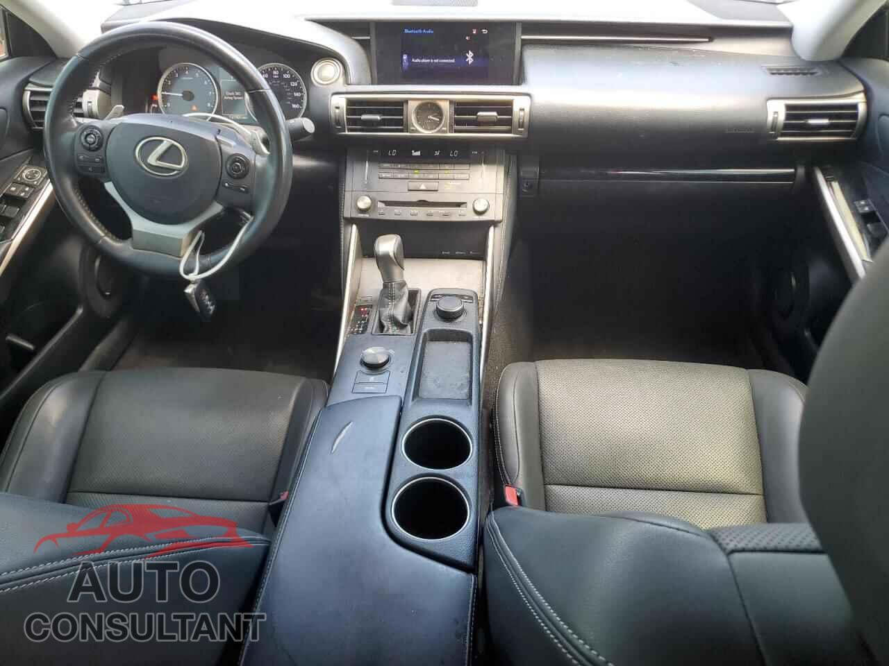 LEXUS IS 2015 - JTHBF1D29F5045991