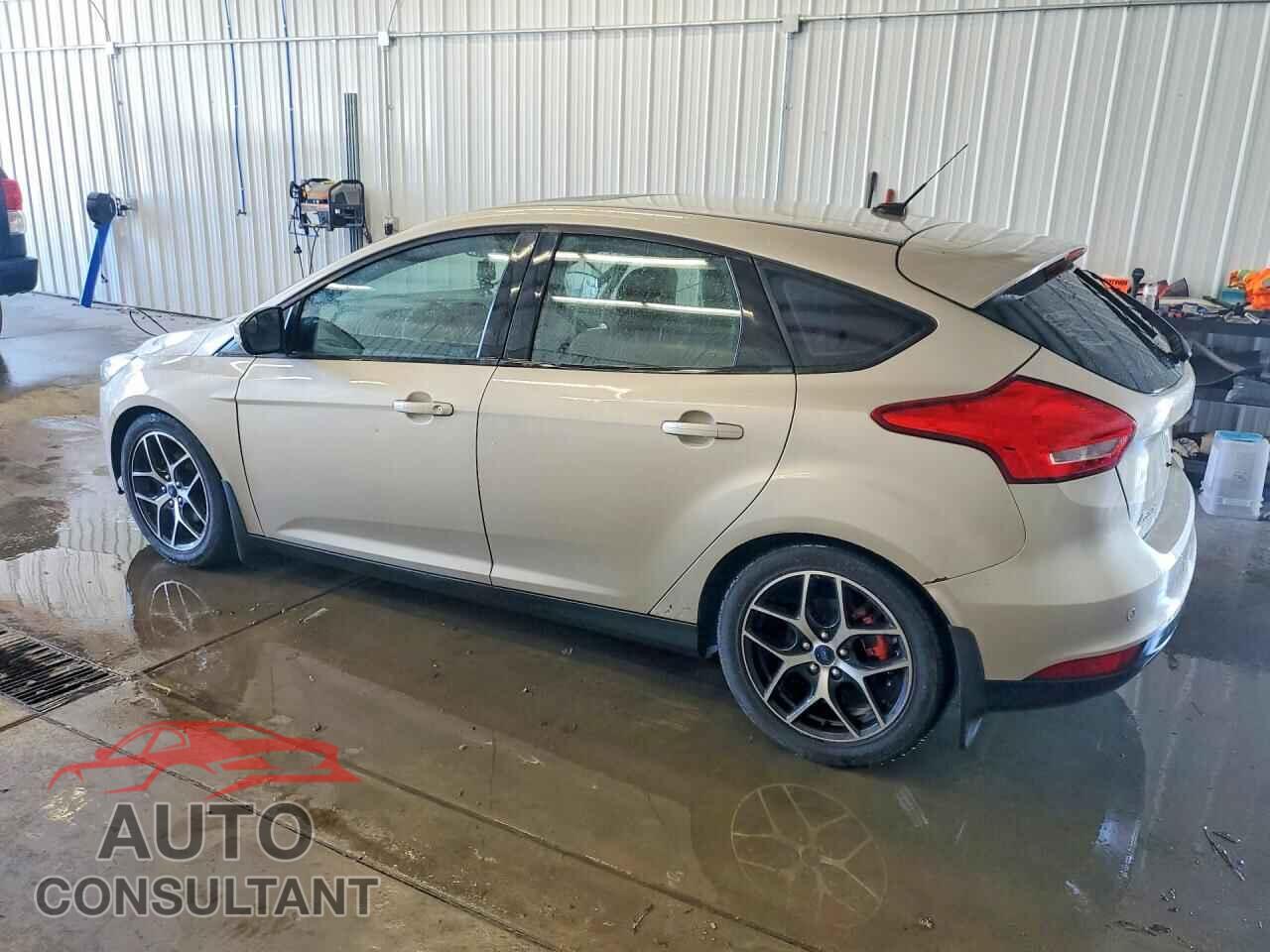 FORD FOCUS 2017 - 1FADP3M23HL228729
