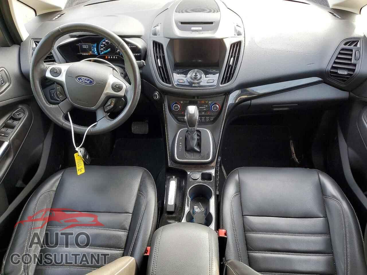FORD CMAX 2017 - 1FADP5FU9HL112901