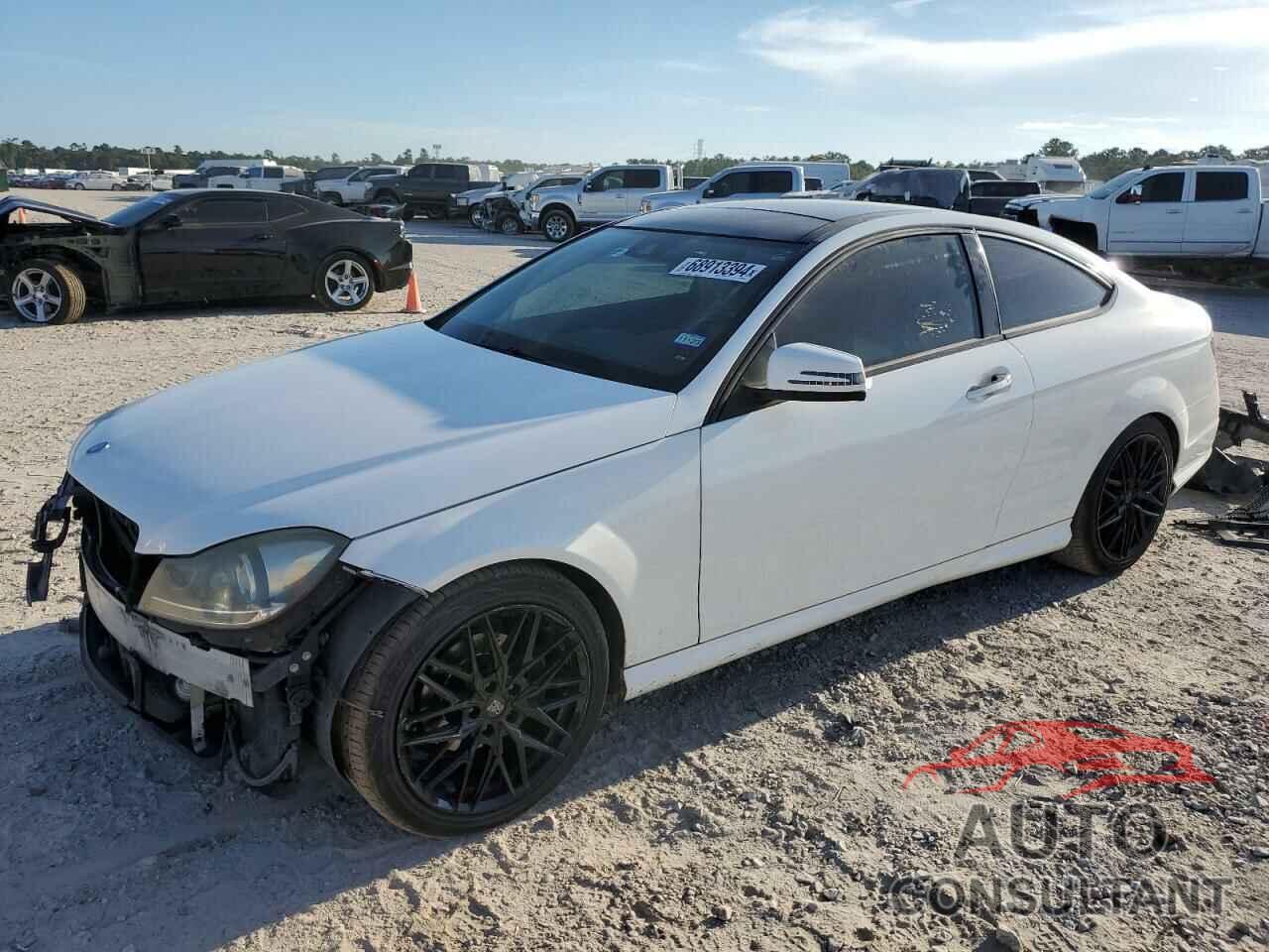 MERCEDES-BENZ C-CLASS 2013 - WDDGJ4HB6DG004808