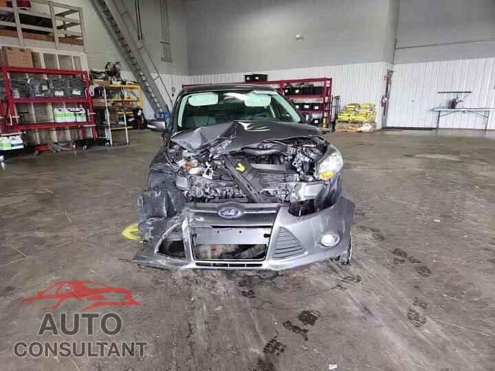 FORD FOCUS 2014 - 1FADP3F27EL209612