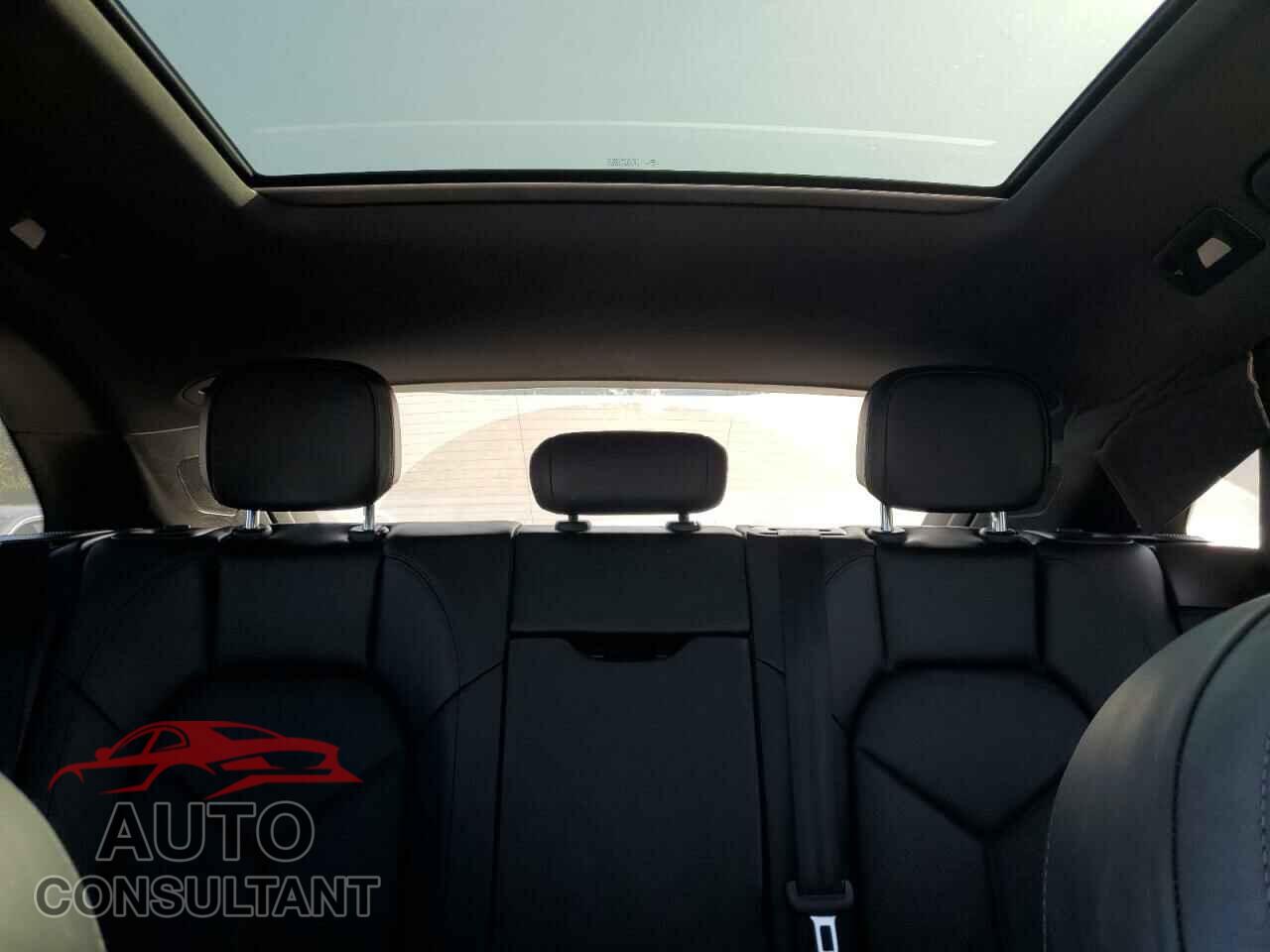 PORSCHE MACAN 2017 - WP1AB2A5XHLB14942