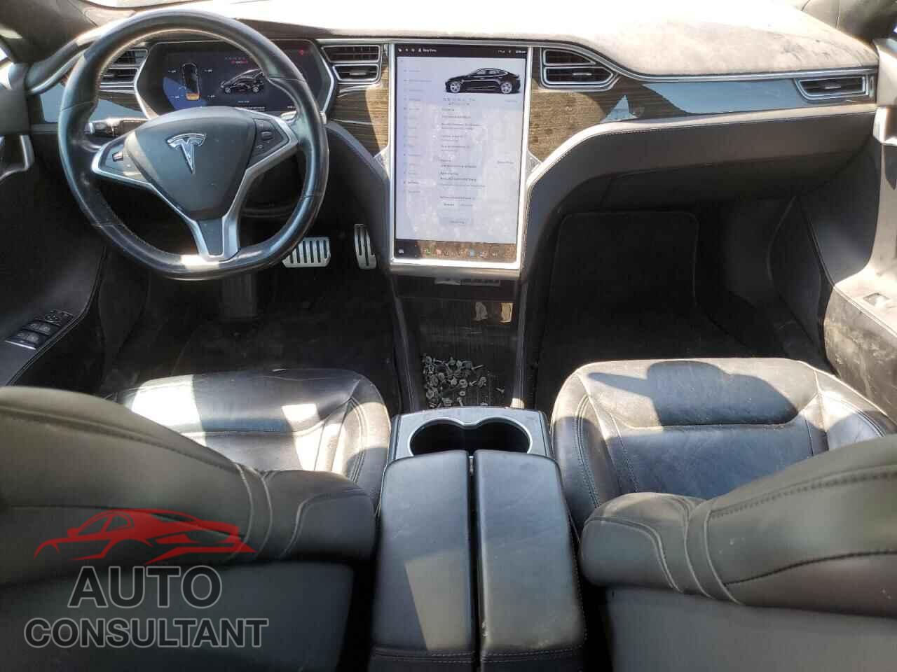 TESLA MODEL S 2015 - 5YJSA1E45FF115274