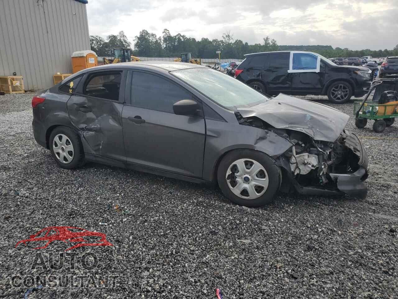 FORD FOCUS 2016 - 1FADP3E21GL256820