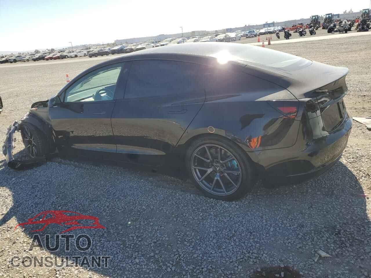 TESLA MODEL 3 2021 - 5YJ3E1EB0MF045297