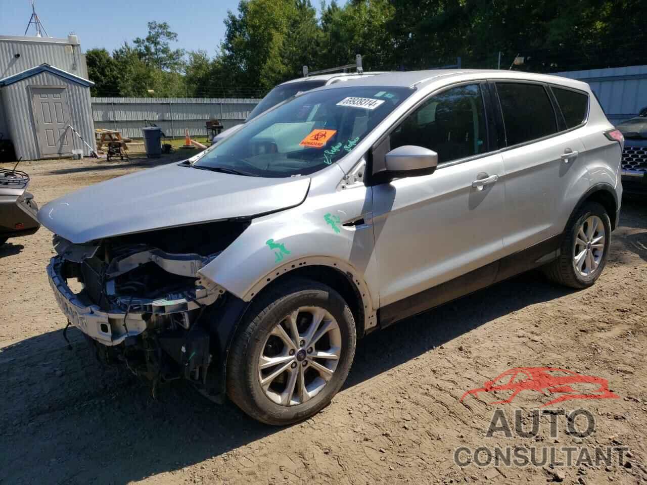 FORD ESCAPE 2017 - 1FMCU9GD0HUB47871