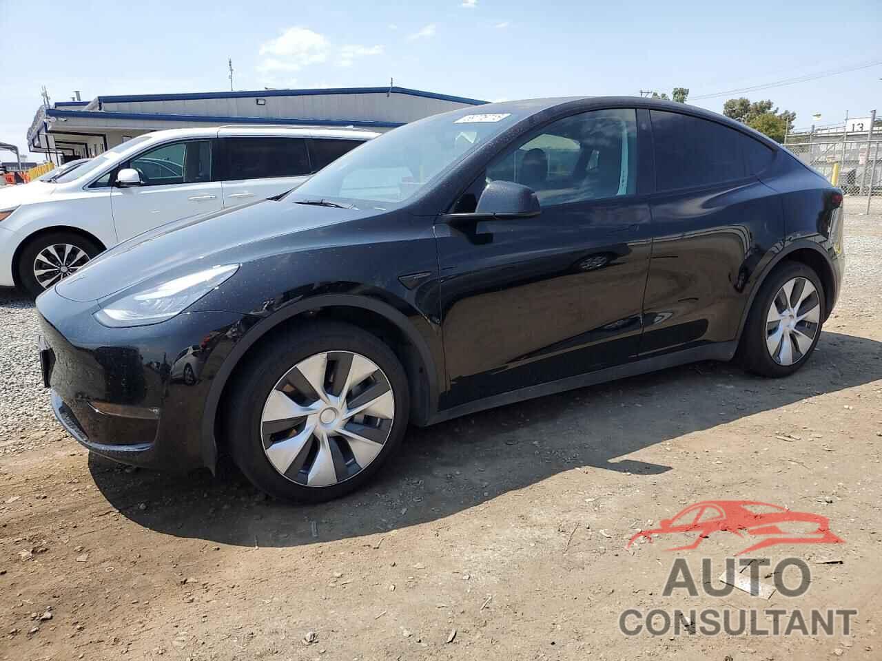 TESLA MODEL Y 2021 - 5YJYGDEE4MF161176