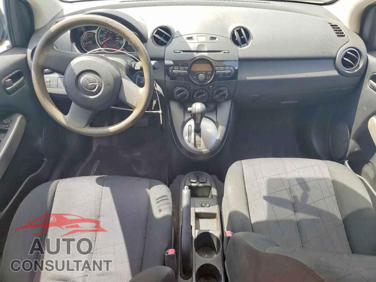 MAZDA 2 2014 - JM1DE1KY9E0188410