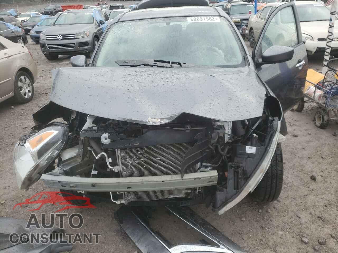NISSAN VERSA 2017 - 3N1CN7AP3HL844778
