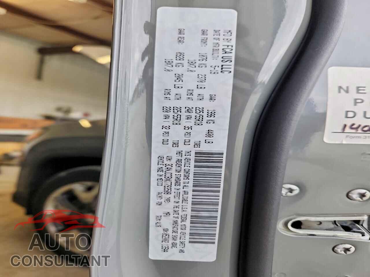JEEP COMPASS 2019 - 3C4NJCCBXKT793508