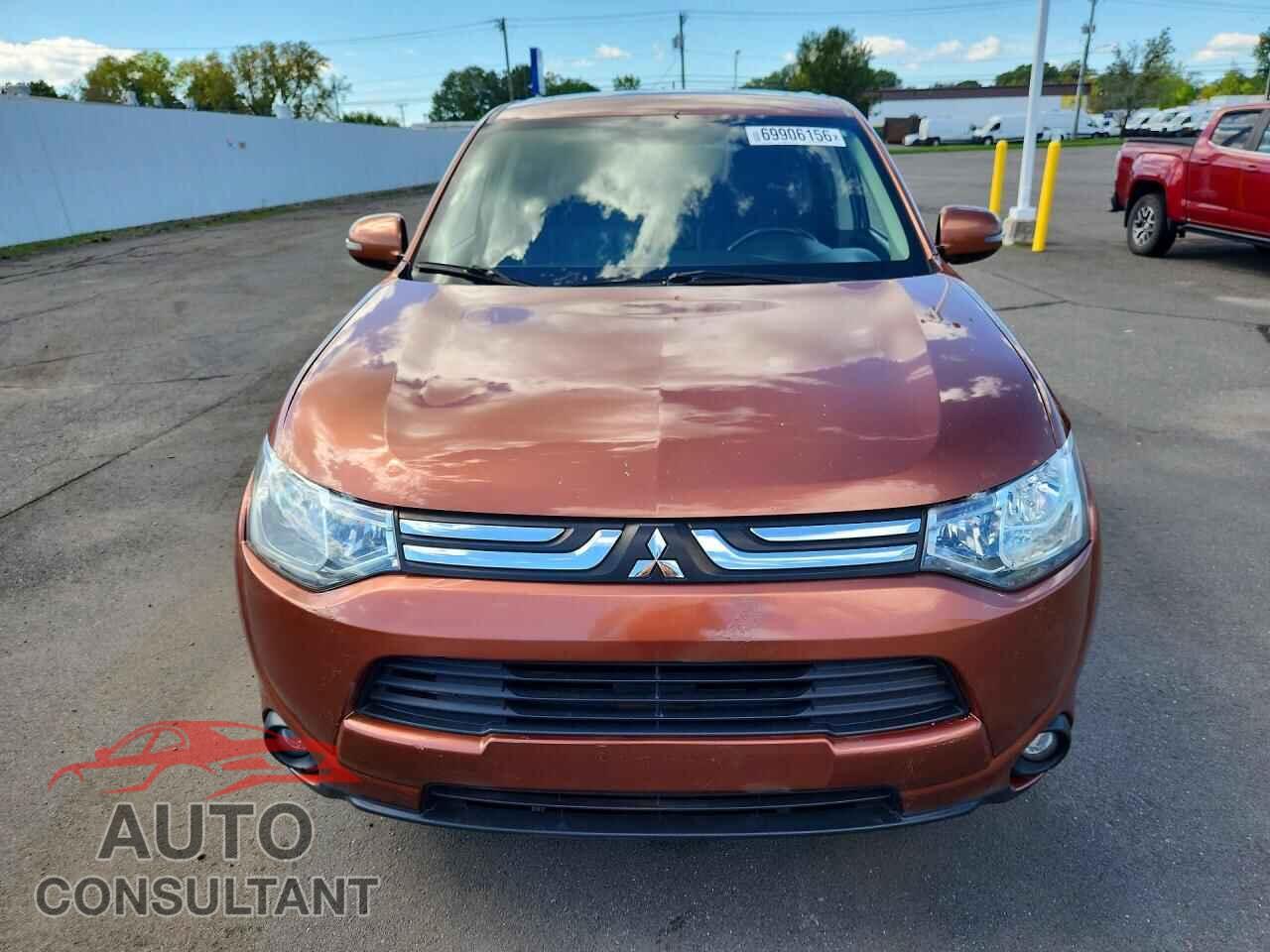 MITSUBISHI OUTLANDER 2014 - JA4AZ3A37EZ008596